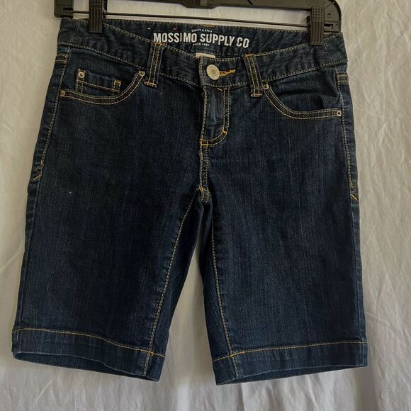 Mossimo Supply Co. Pants - Mossimo Supply Co. Dark Wash Denim Bermuda Shorts Juniors Size‎ 3